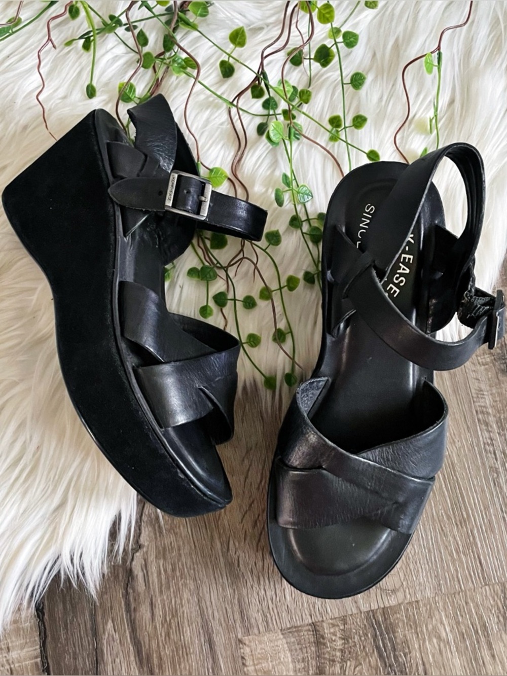 KORK-EASE Myrna 2.0 Black Leather Platform Wedge Sandals Shoe Size 7 / 38